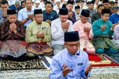 SESI RAMAH MESRA PERDANA MENTERI DATUK SERI ANWAR IBRAHIM BERSAMA WARGA PUTRAJAYA DI SELERA P11 DAN DI SURAU DARUL ULUM, SMKA PUTRAJAYA, P11