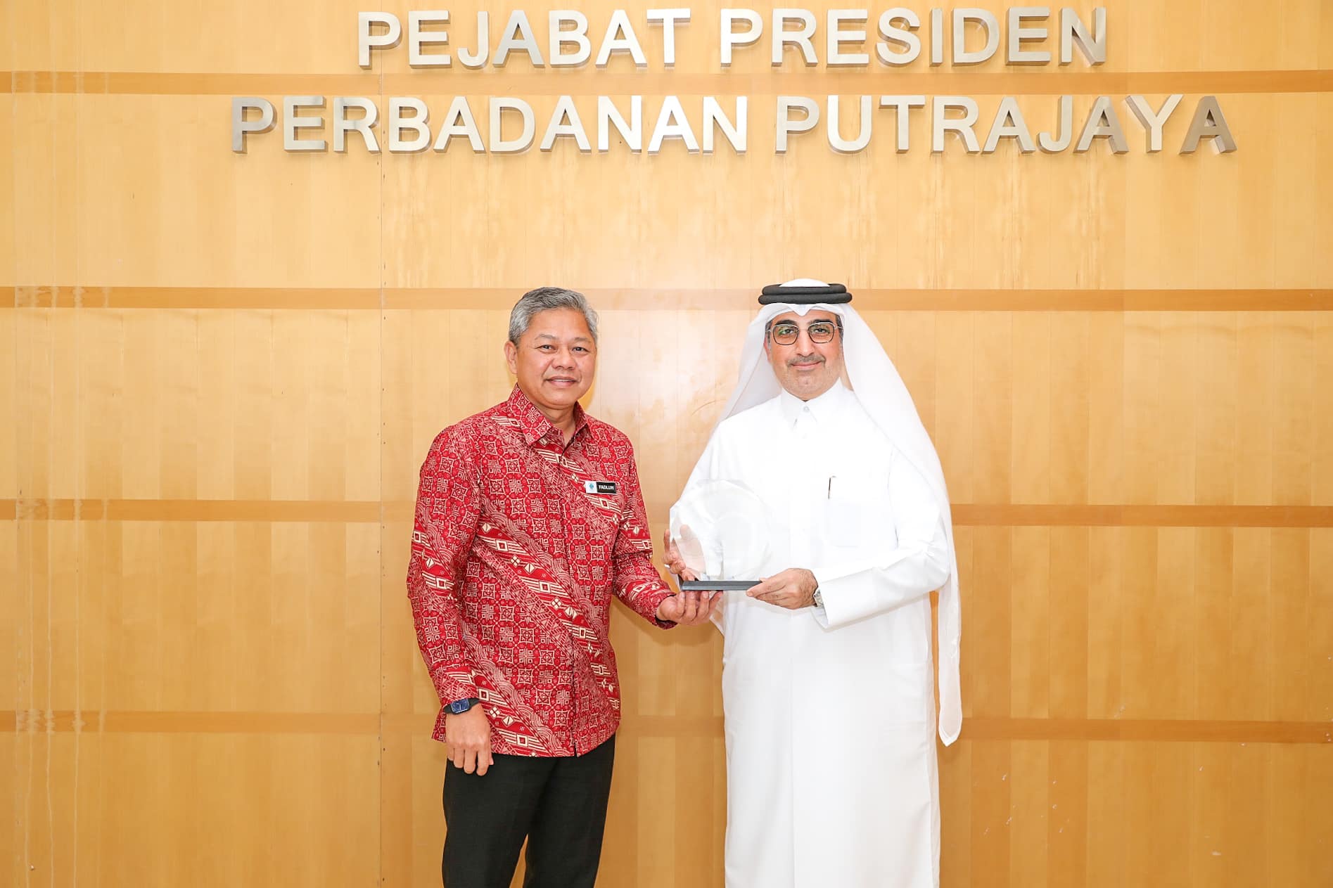 Kunjungan Hormat H.E Salah Mohammed Al-Sorour Duta Besar Qatar ke Malaysia