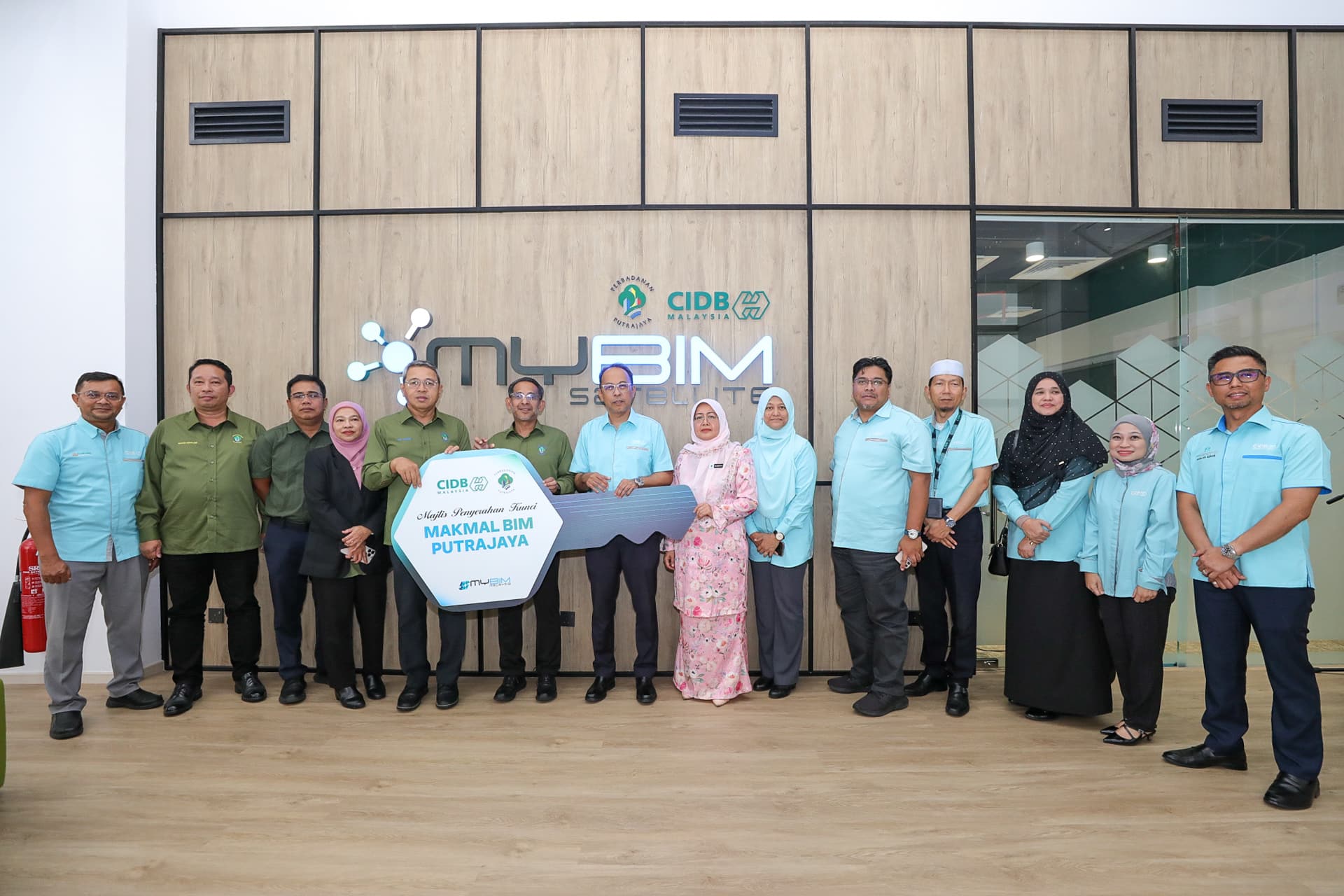 MAJLIS PENYERAHAN KUNCI MYBIM SATELLITE PUTRAJAYA DARIPADA CIDB MALAYSIA KEPADA PERBADANAN PUTRAJAYA